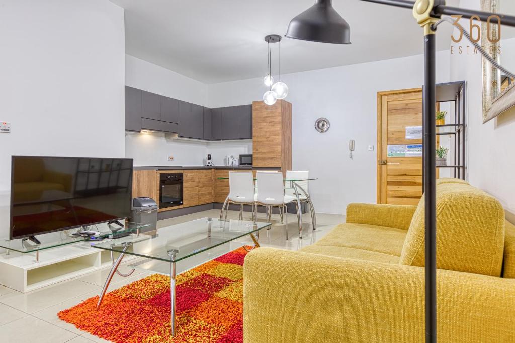 Stylish 1BR home with full amenities in Swieqi by 360 Estates, Is-Swieqi