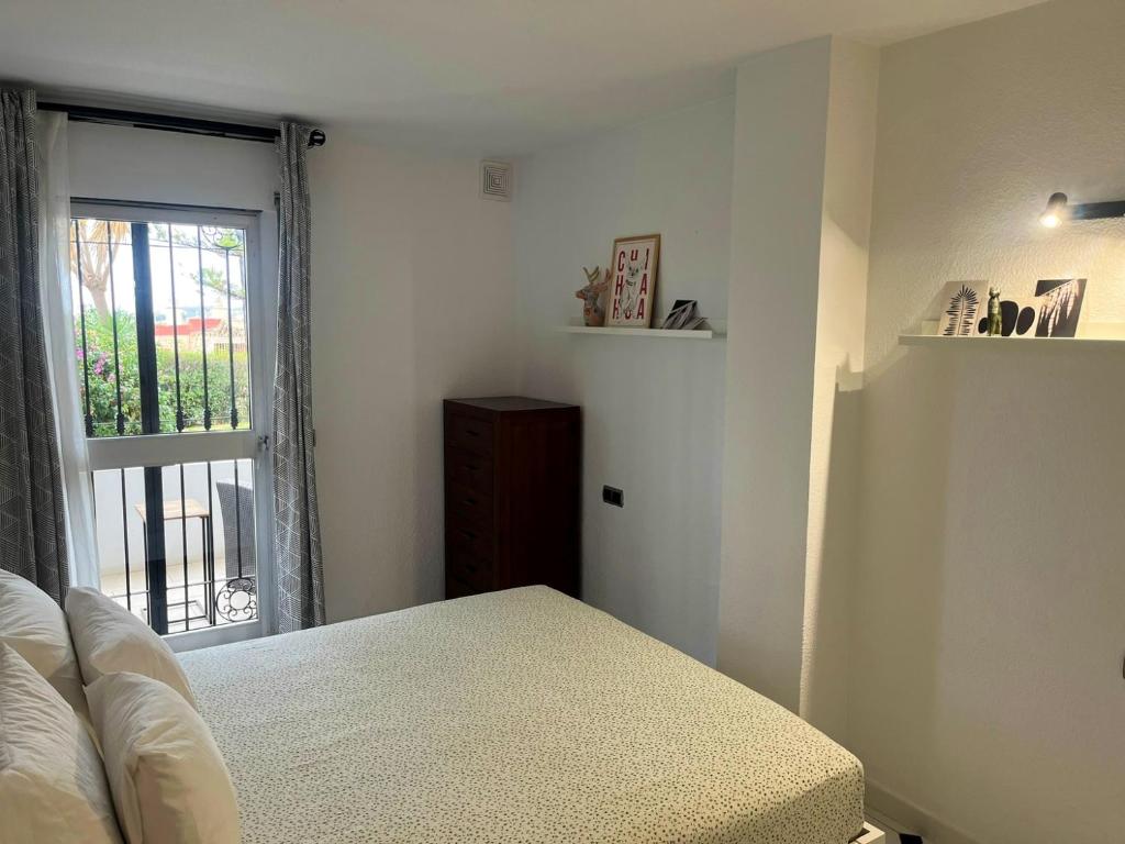 Orión II By Holiday Homes Málaga - 5