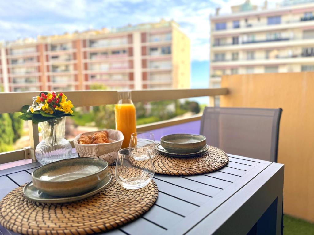 Charming 2-Rooms Apartment - Walk to Beach, Near Monaco & Menton - 3