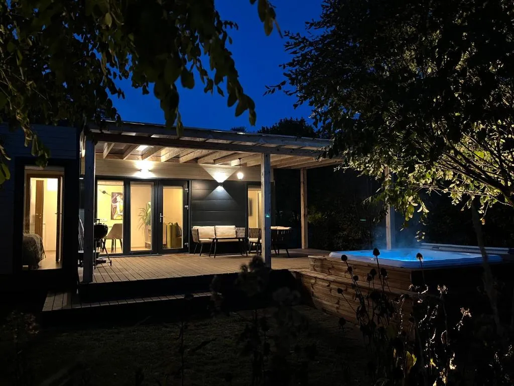 Eden House，位于德鲁斯基宁凯的酒店