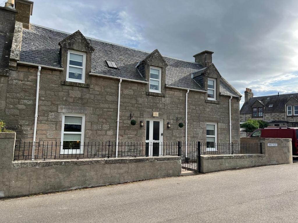 1 Links Place, Nairn