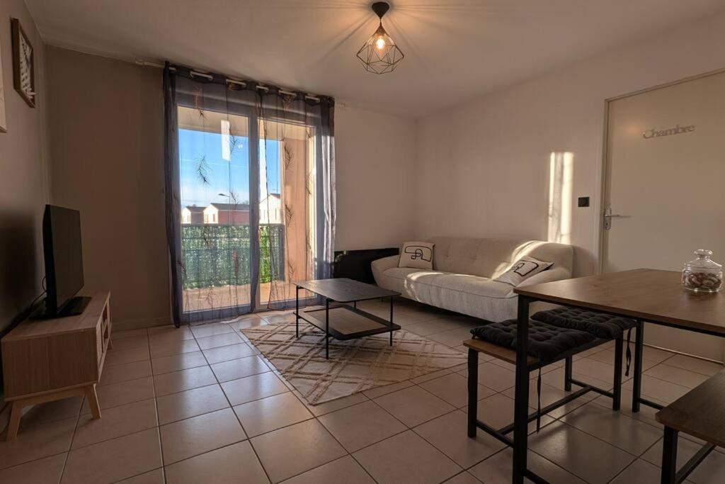 T2 Tout Confort - Parking Gratuit, Carcassonne