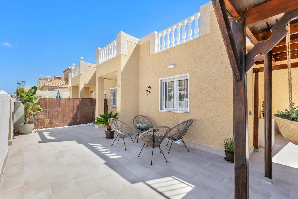 Bungalow Dolce Vita con piscina comunitaria en Torrevieja - 3