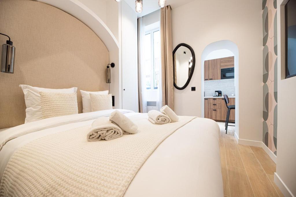 Lovely & Romantic Suite near Bastille - 2