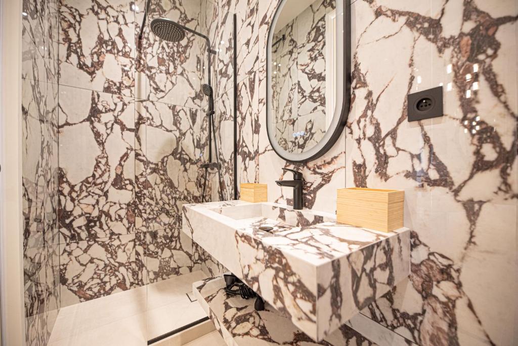 Lovely & Romantic Suite near Bastille - 3