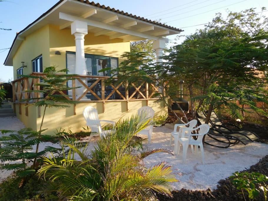 Rosa's Rust en Pad, Willemstad