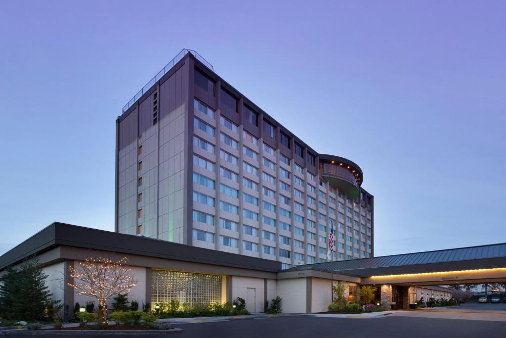 スカイブリッジ シアトル エアポート ホテル (Skybridge Seattle Airport Hotel) 外観