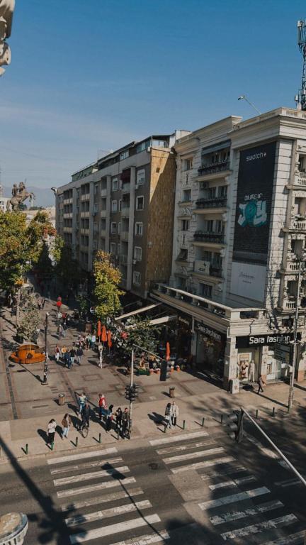Apartment B, Skopje