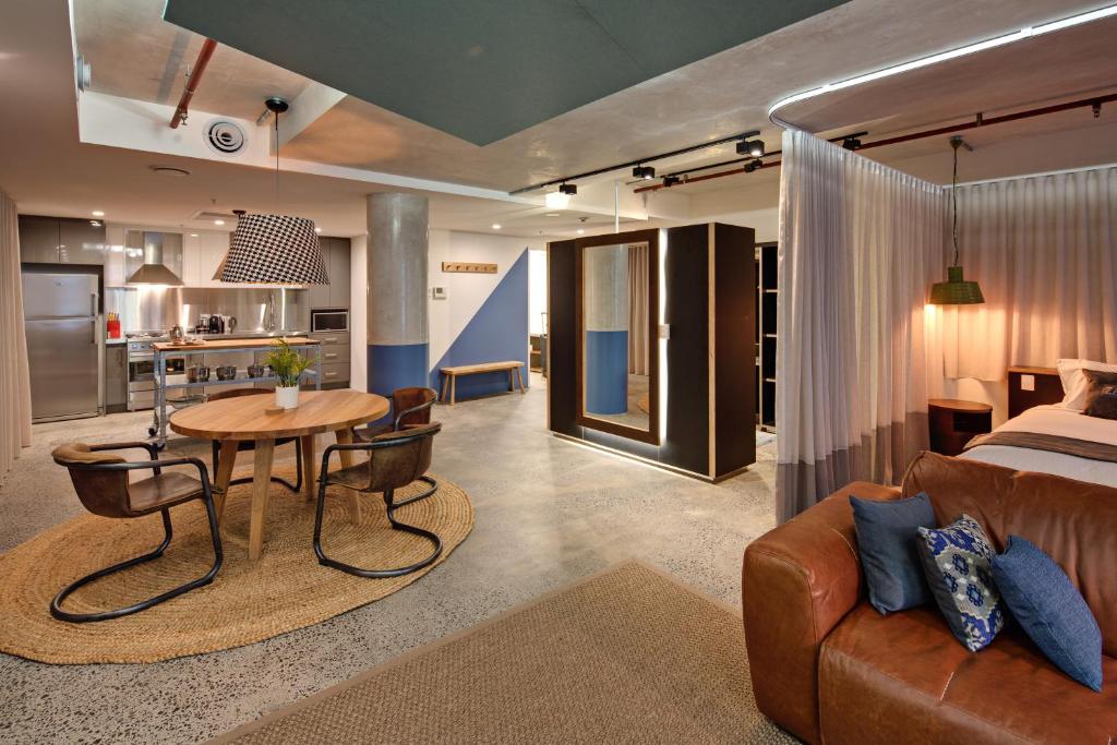 Facilities, ZARA TOWER HOTEL in Sydney