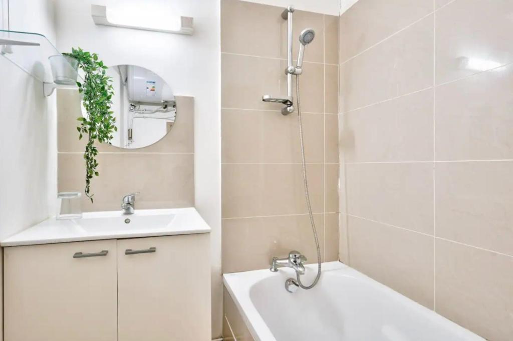 GuestReady - Bright Stay in the Heart of Paris - 4
