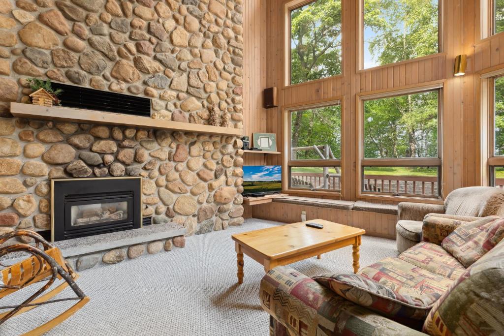 Causeway On Gull Resort, Lake Shore