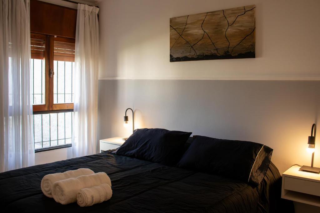Casa con quincho, garaje y ubicación inmejorable - 2