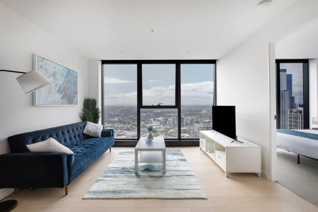 Breathtaking views - Spacious 2BR Ensuite in Heart of CBD, Melbourne