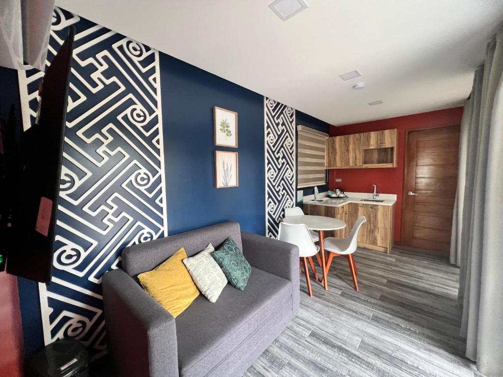 Crusoe Cabins Costa Azalea