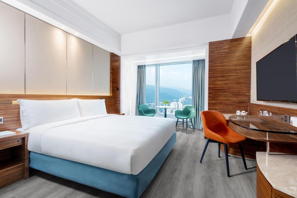 Nina Hotel Tsuen Wan West — Hotel rooms in Tsuen Wan