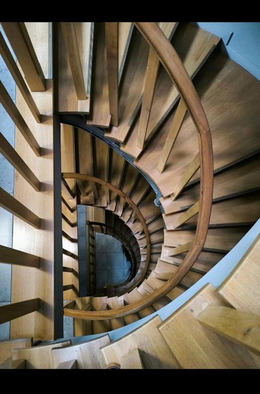 Bemma Apart, Vratislav