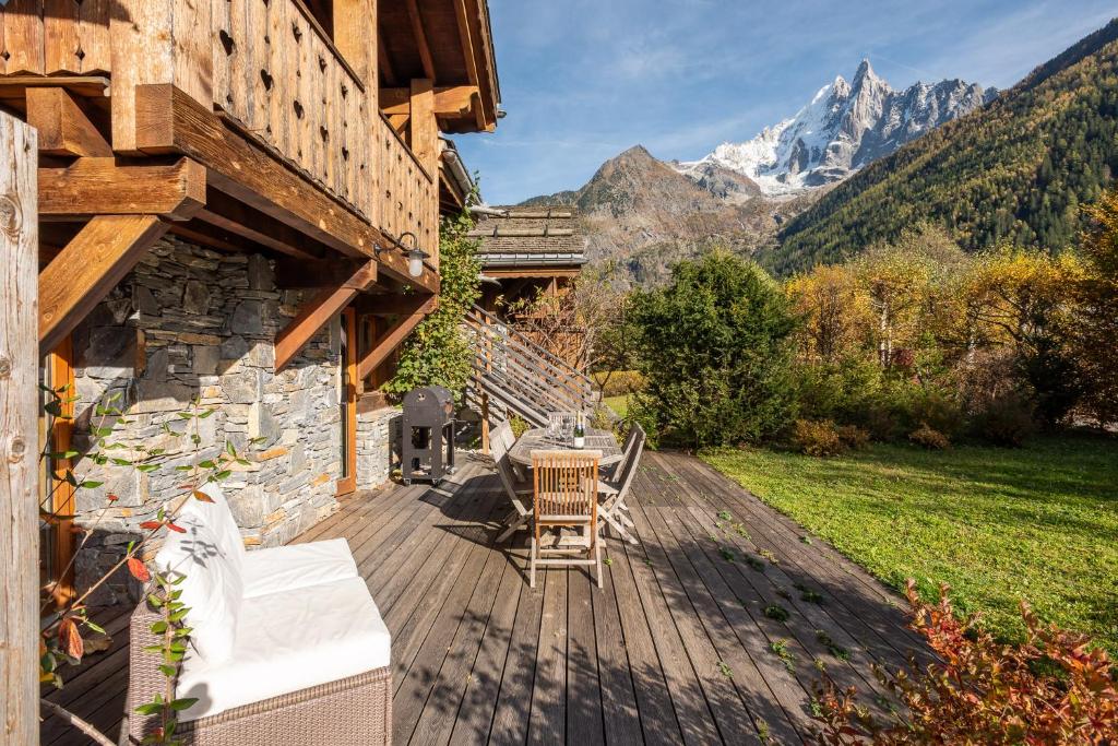 Chalet Kaiya, Alpes Agency, Les Praz, Chamonix, Sleeps 8 - 2