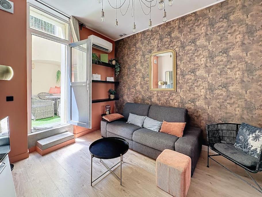 40m2 Hypercentre, 9min du palais, Cannes