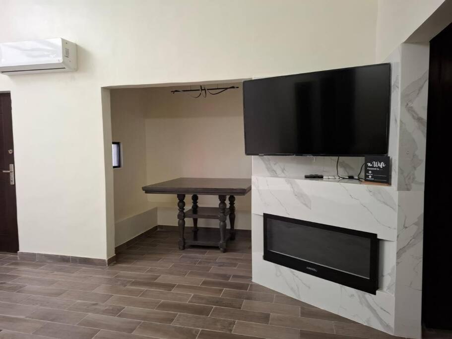 Spacious 3-Bed, 2-Bath Home - 3