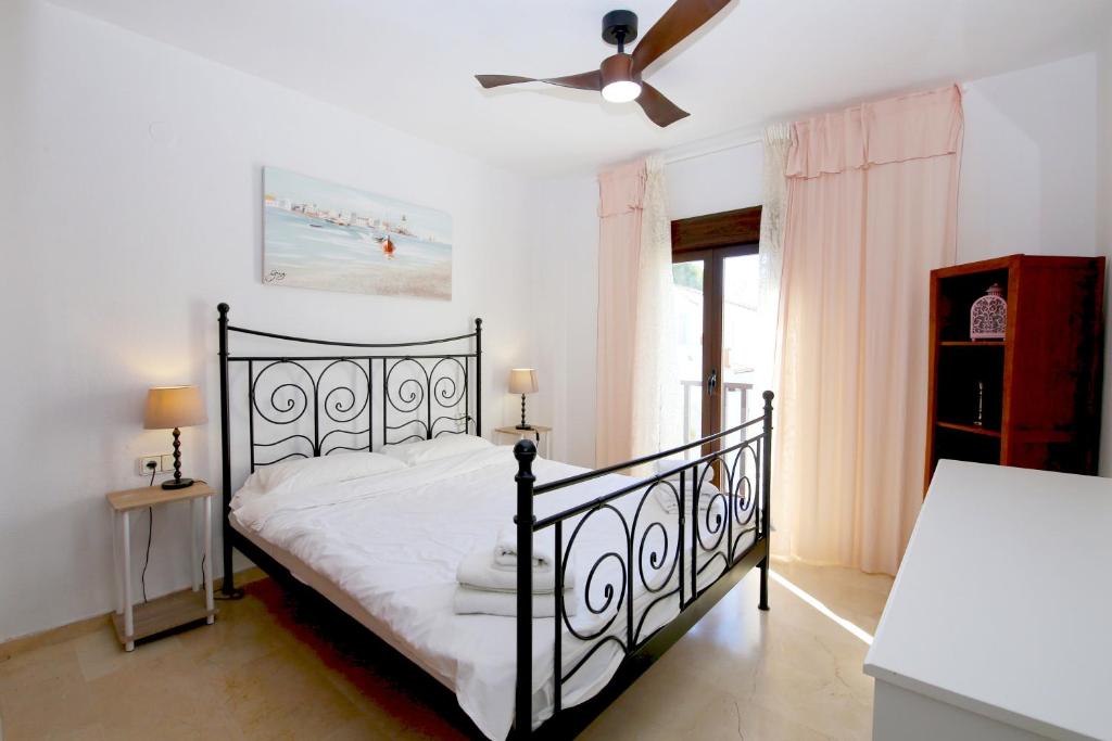 Estepona East Penthouse Apartment SYLVIA - 3