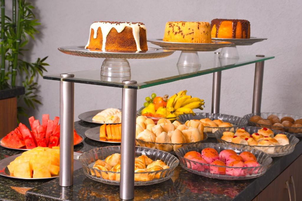 Alimentos e Bebidas