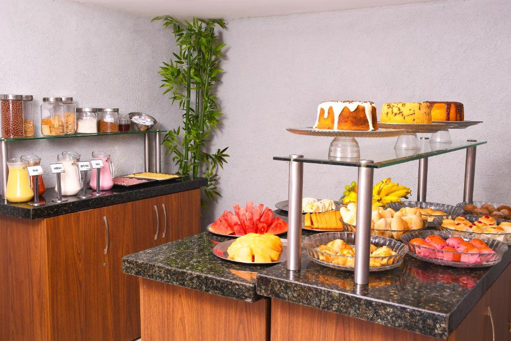 Alimentos e Bebidas