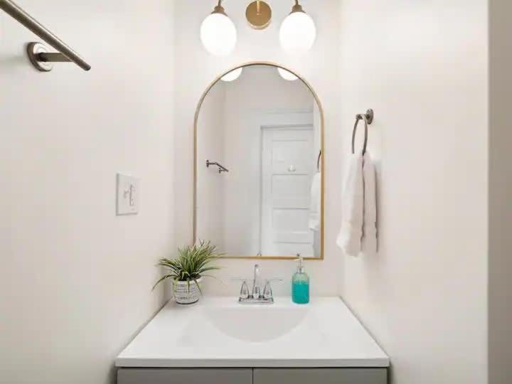 Newly Renovated - Professionally Designed - 2 BR, Lakewood