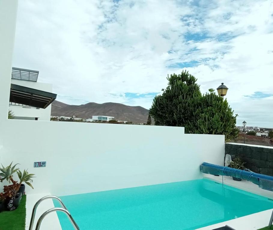 Villa Erimar met verwarmd zwembad - 3
