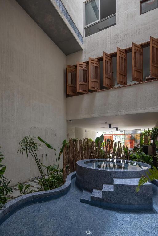 Camfusion House