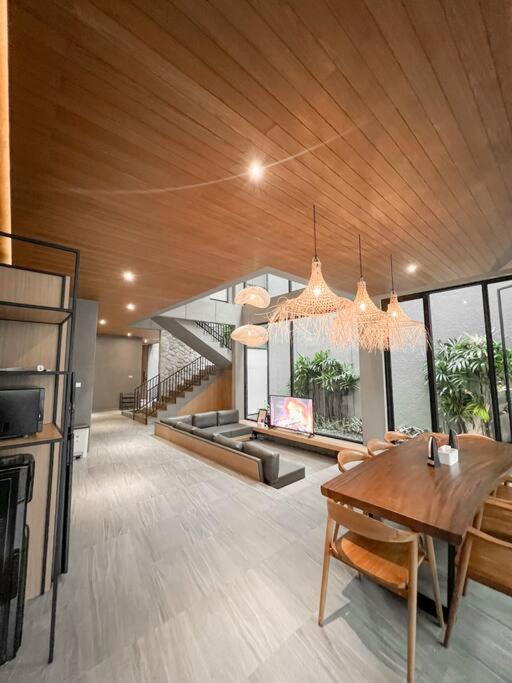 Cottonwood Villa Magnolia A – Pool HotTub Billyard Cottonwood Villa Magnolia A – Pool HotTub Billyard