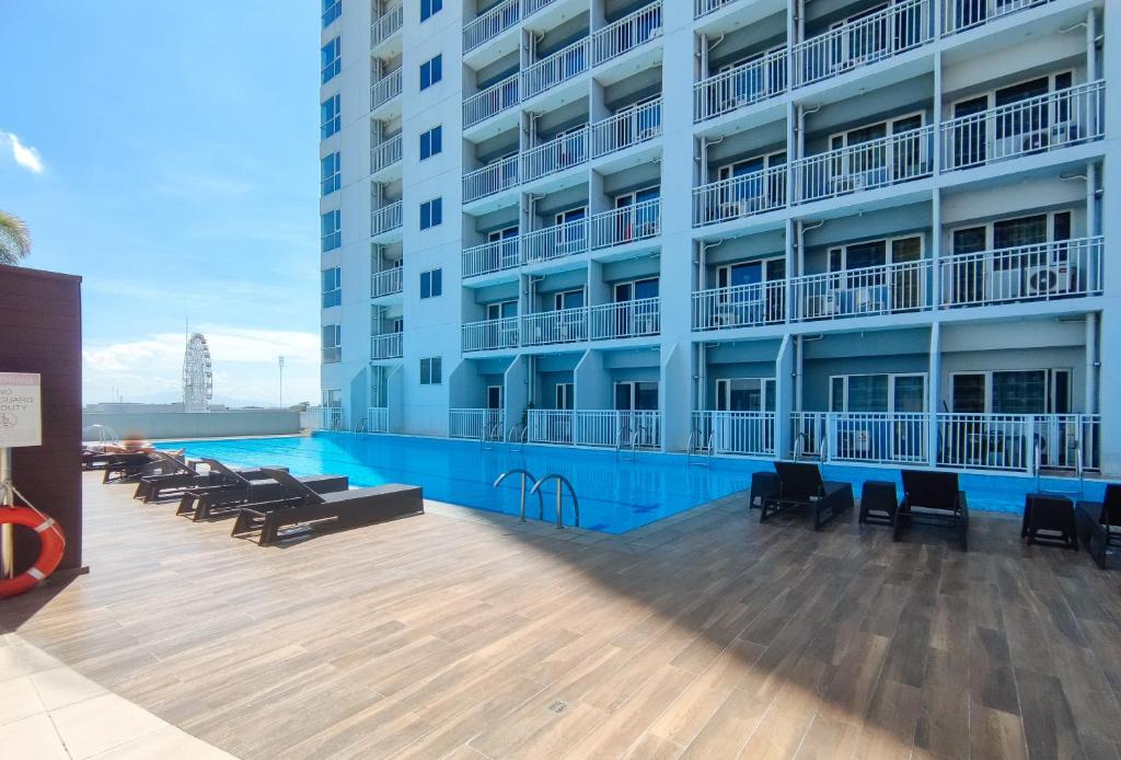 SMDC Breeze Residences by RedDoorz, Manila
