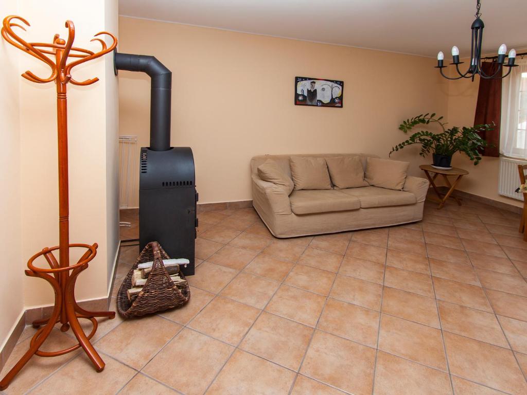 Shared lounge/TV area