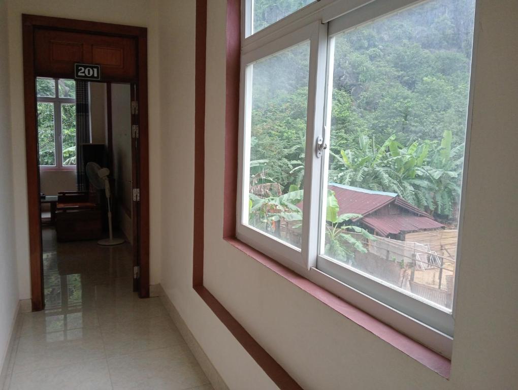 Song Toan Hotel