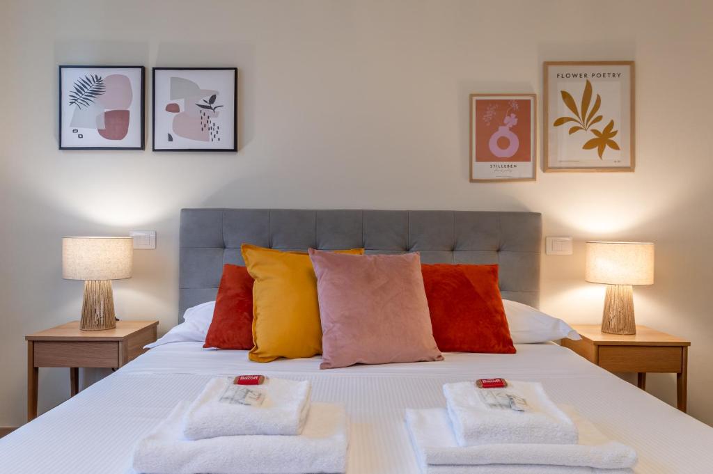 Sunlit Heaven, Siena