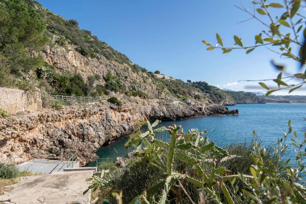 Verosicily Panoramic House with access to the sea - 5