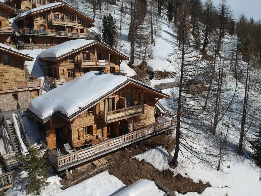 Chalet tout confort dans la résidence les chalets du Mercantour isola 2000 - 1