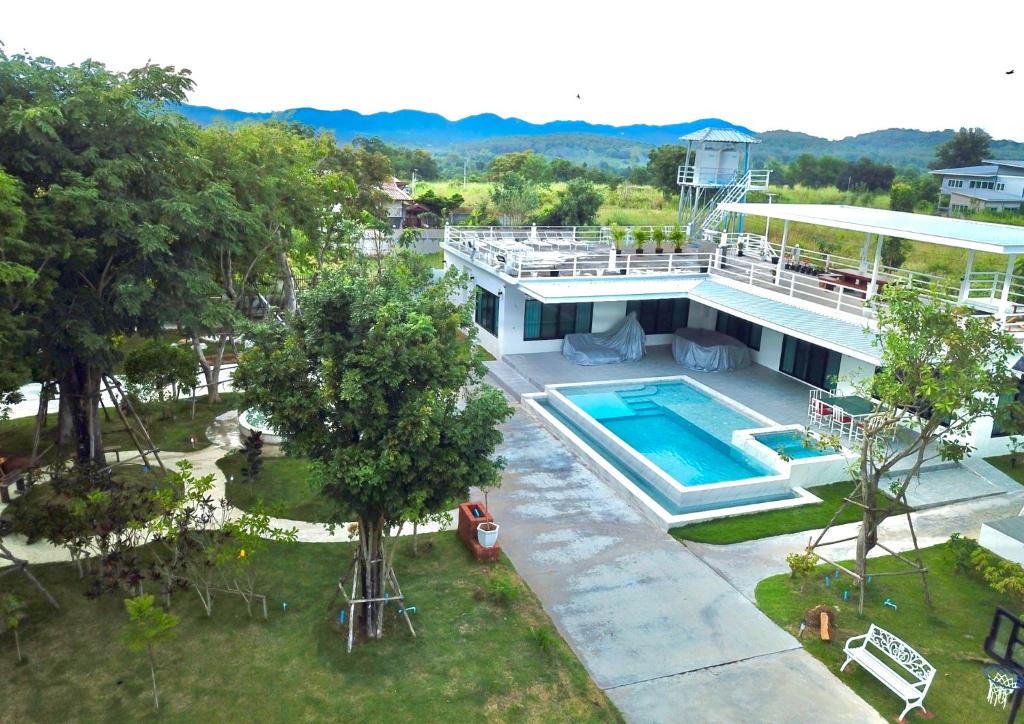 The Pano Hill, Pak Chong