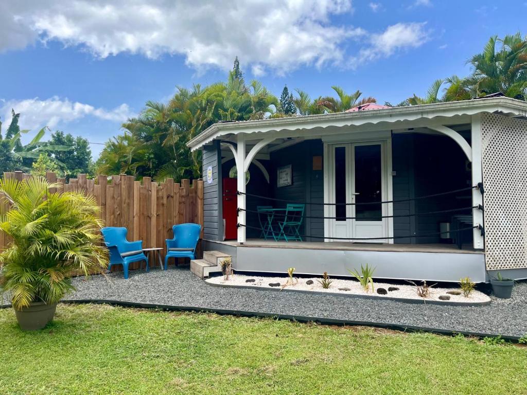 Gite Kazamax, Lamentin