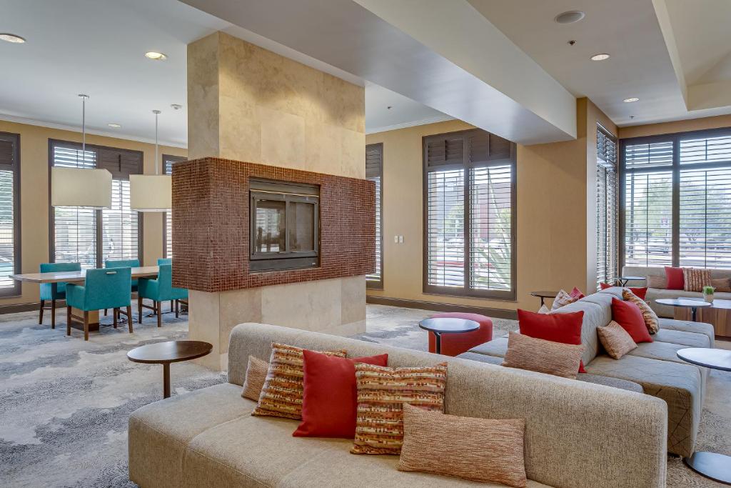 Lobby, Hilton Garden Inn Phoenix Airport North in Phoenix (AZ)