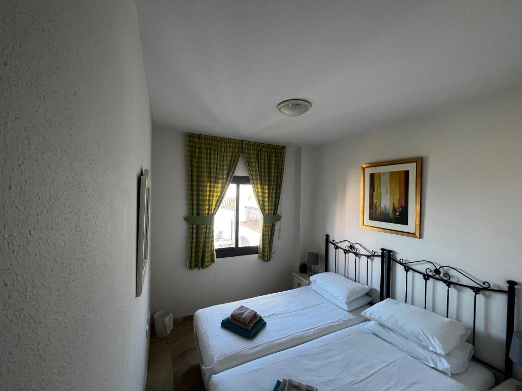 3 Bed Beachfront Penthouse 854 with great views - 5