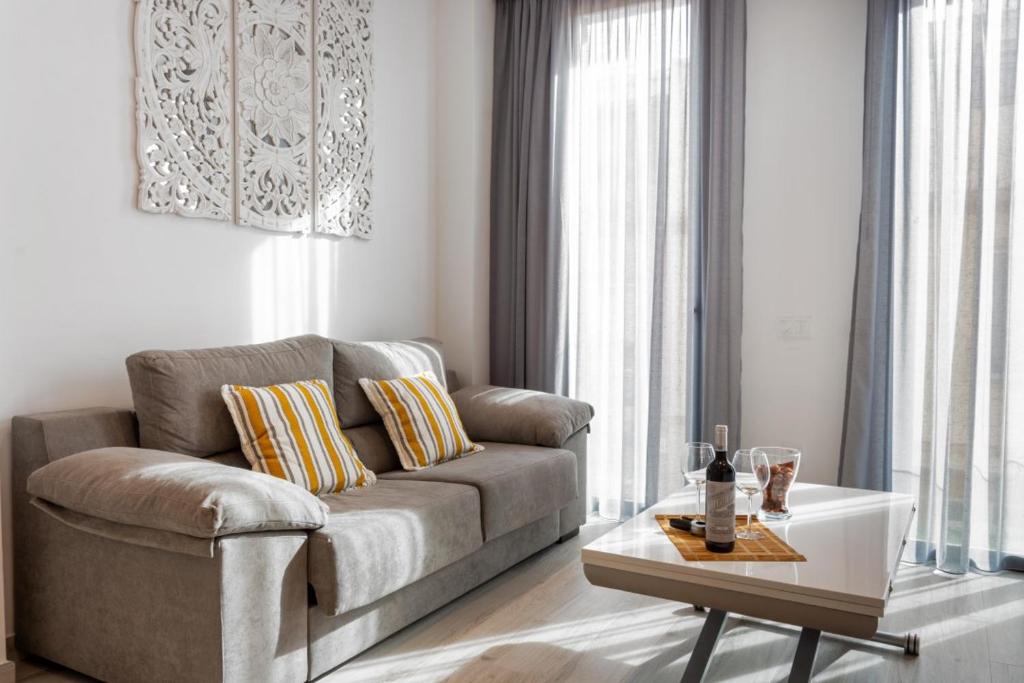 Duplex 2BD 2BTH terrace-Malaga City Center - 5