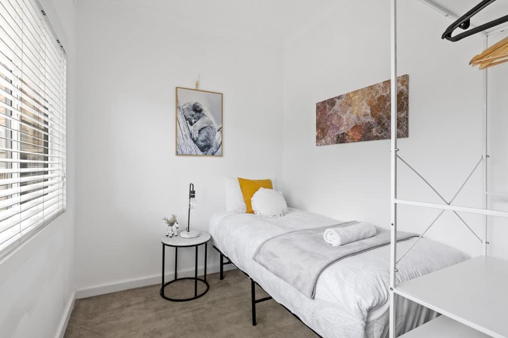 Private Single Room - Central Location at Ryde - Shared Bathroom, Sydney