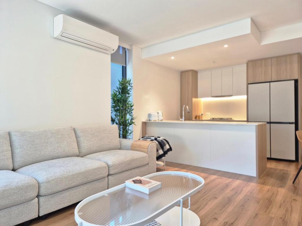Modern 3 Bed apt near Lidcombe station, Sydney