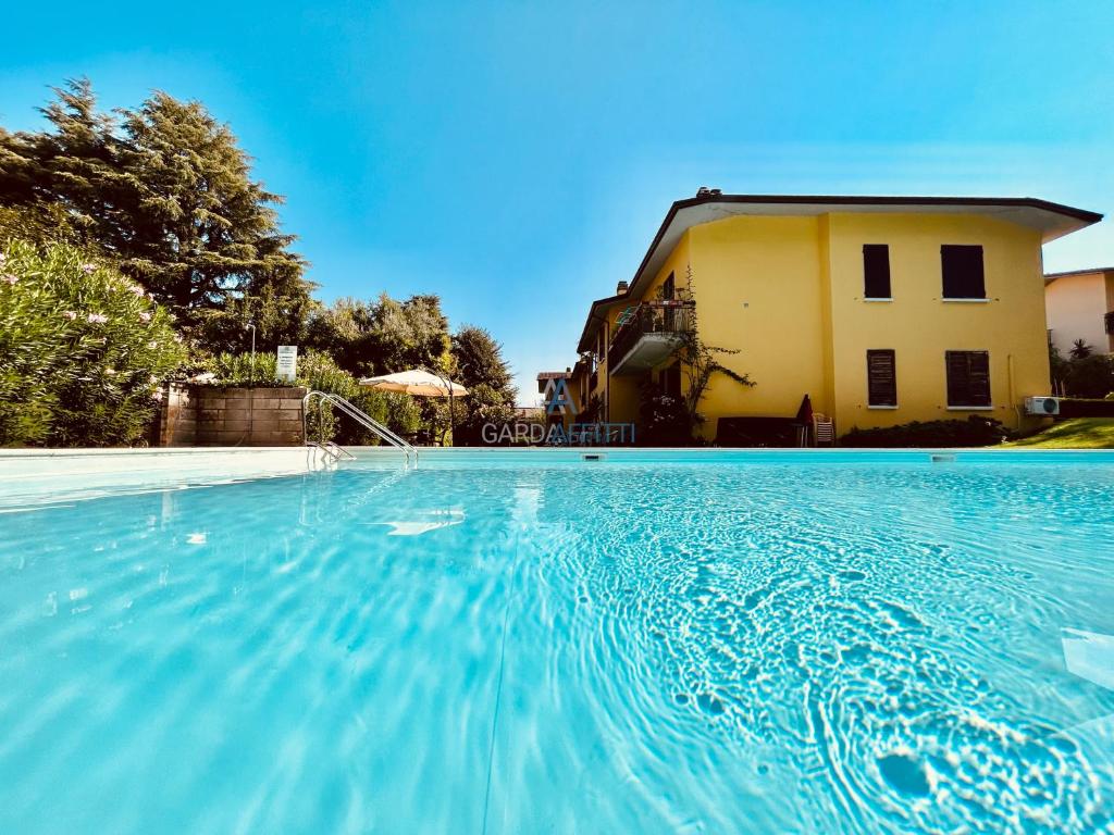 Hercules Apt - Piscina - vicino al Centro Sportivo - 3