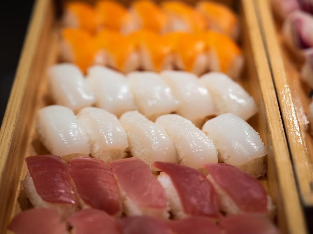餐飲服務