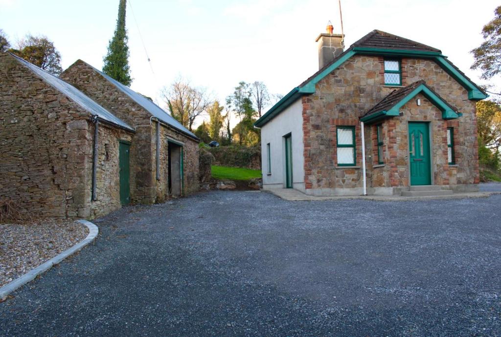 Teach DeBúrca, Thurles