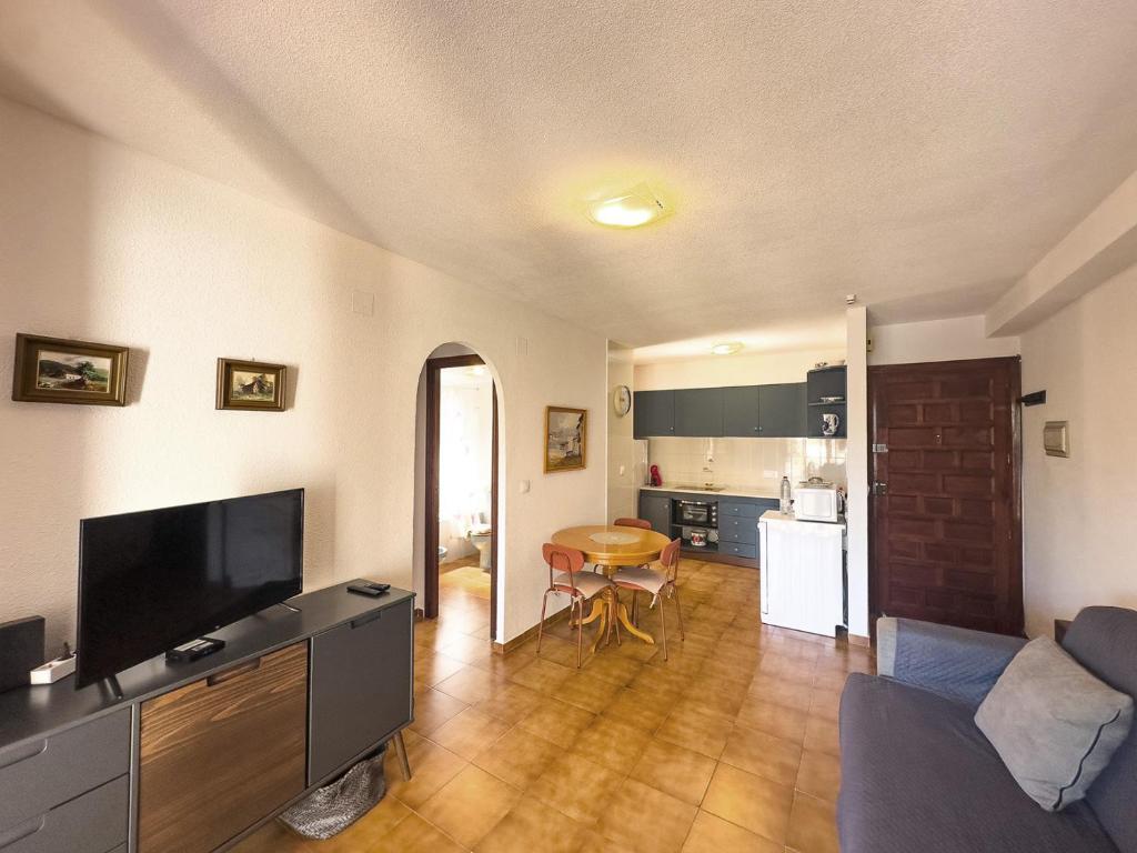 Residential with pool, 500 meters to the beach - 5