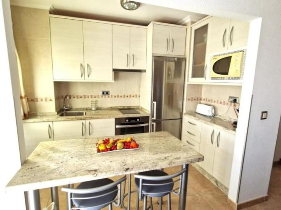 3 bed Av Corbusier - 3