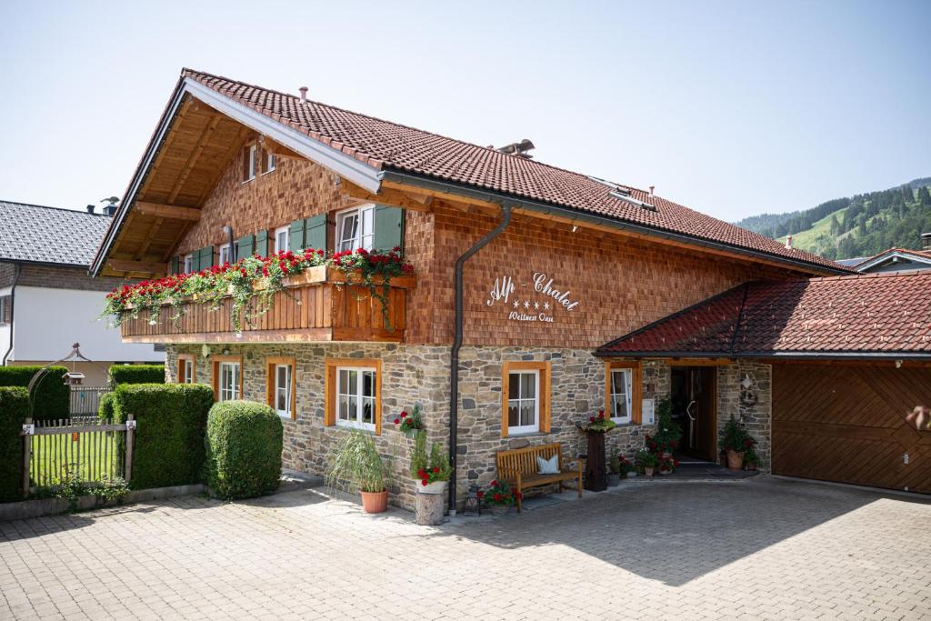 Alp-Chalet - 2