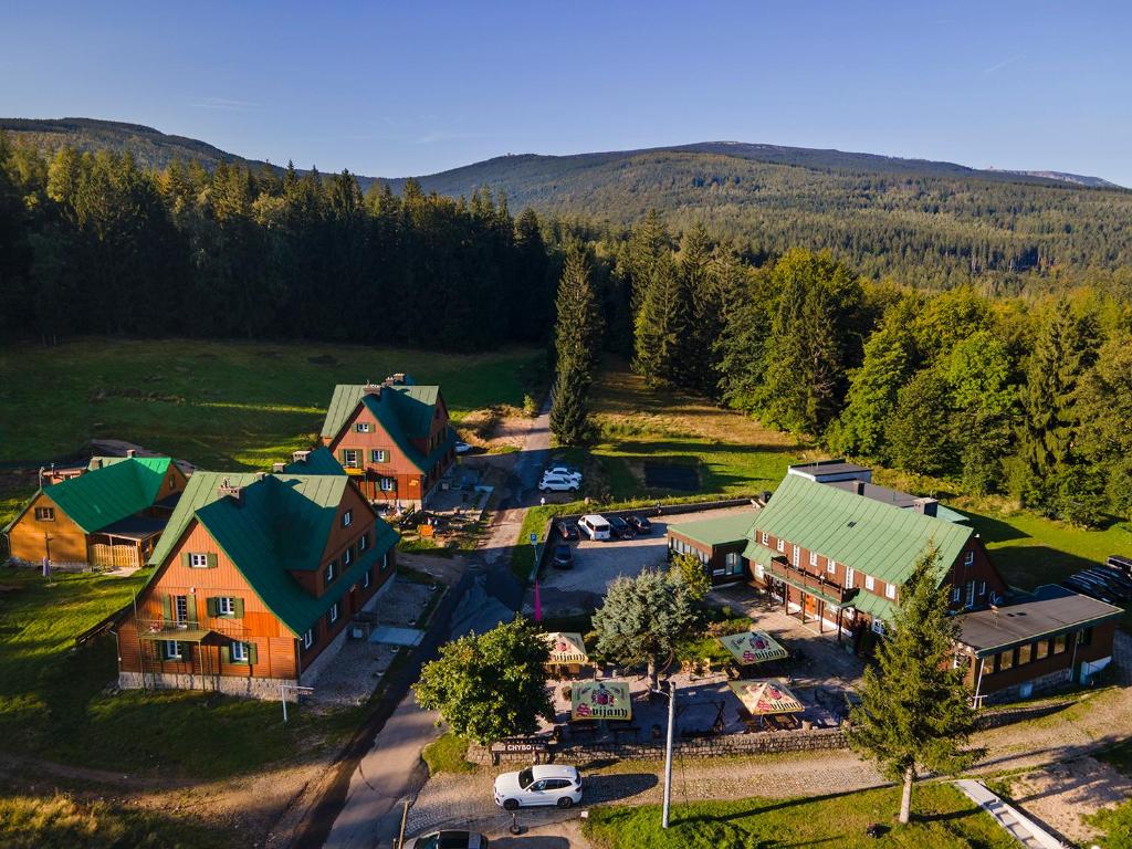 Osada Chybotek, Przesieka